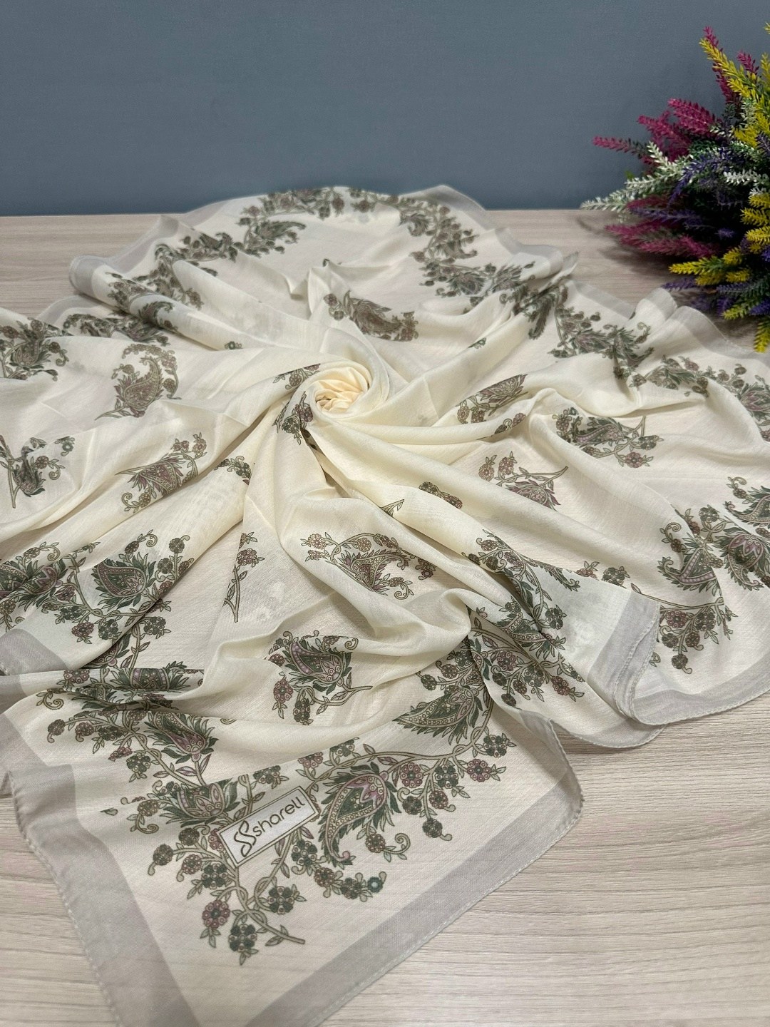 женские платки,платок,платки шелковые,шарфы для женщин,платки большие