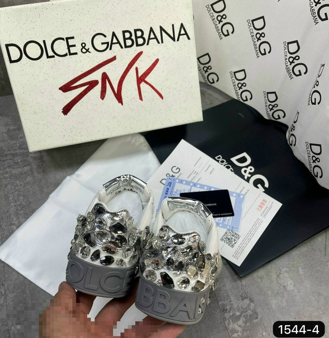 женские кроссовки dolce & gabbana,кроссовки dolce & gabbana,кроссовки дольче габбана женские белые,кеды dolce&gabbana,кеды дольче габбана мужские реплика