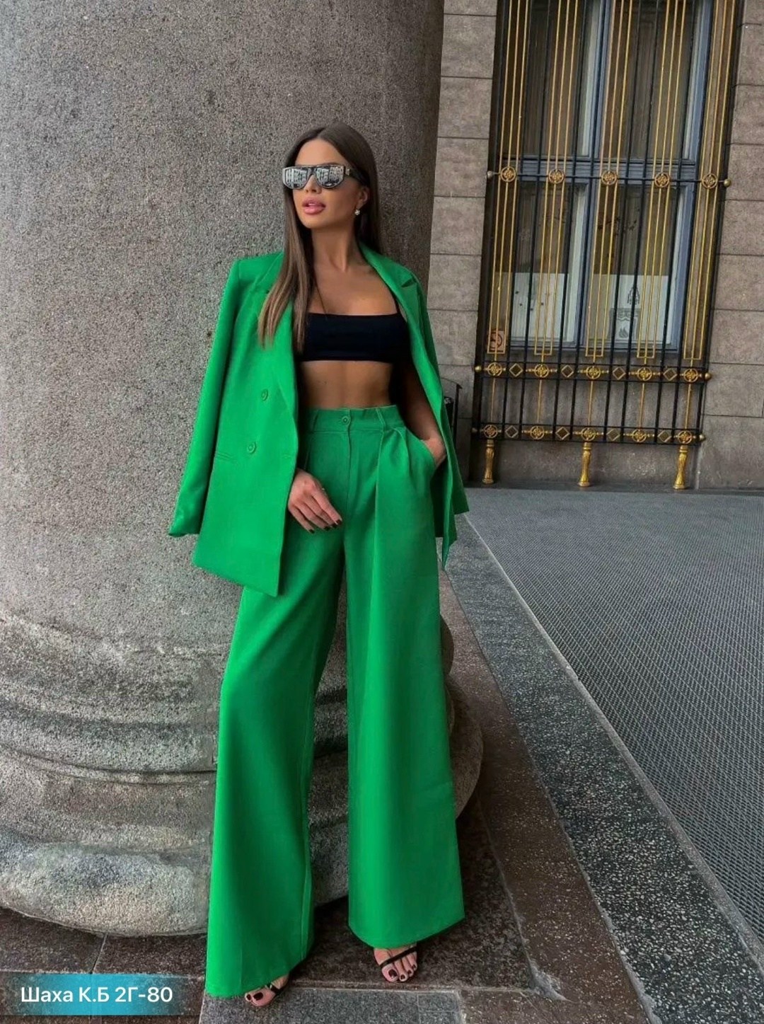 женский брючный костюм,модные брючные костюмы,костюм с брюками палаццо,стильные костюмы,зеленые брючные костюмы