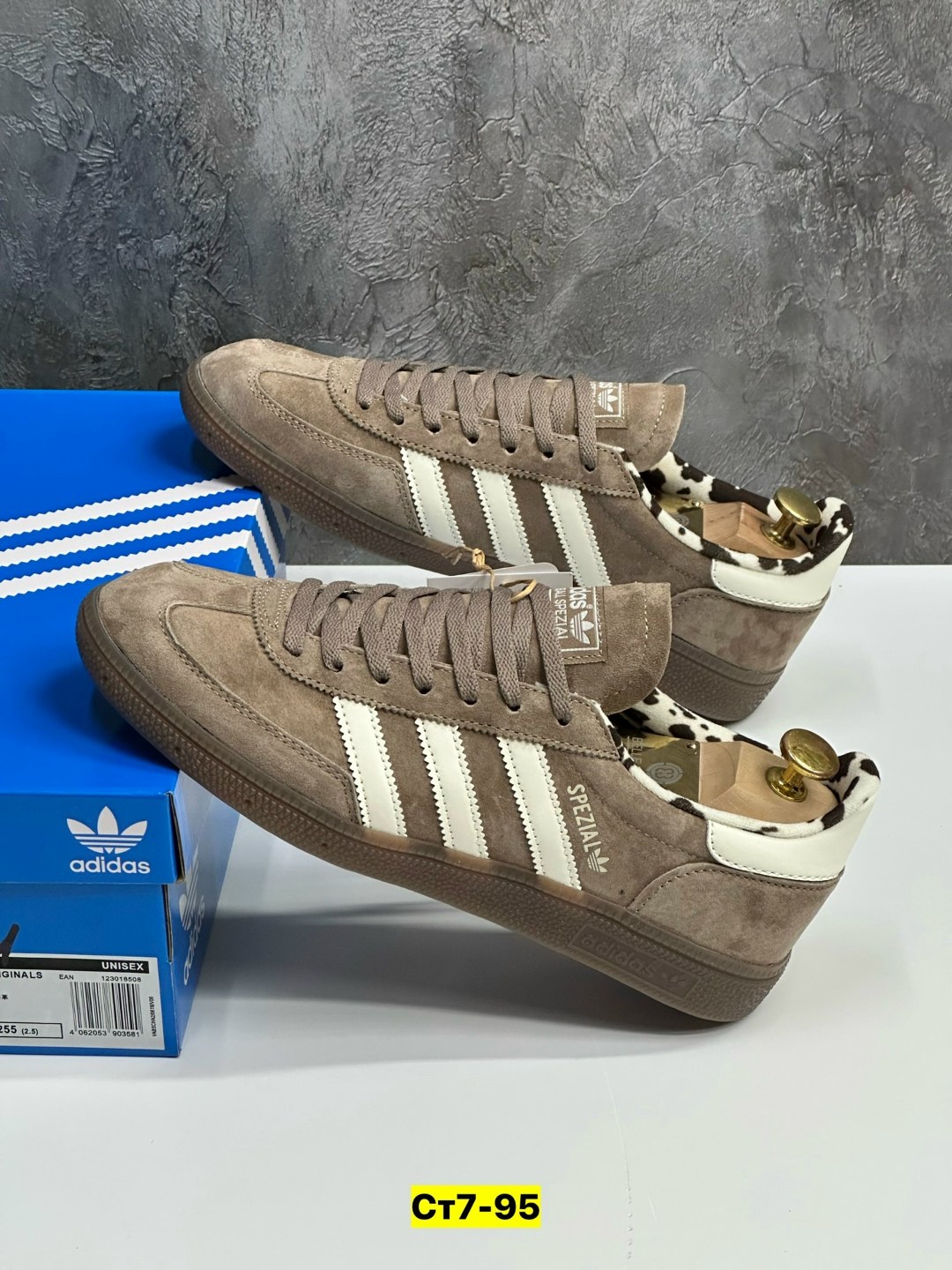 кроссовки adidas spezial,кроссовки adidas originals handball spezial,кроссовки adidas handball spezial,кеды adidas spezial,кроссовки adidas