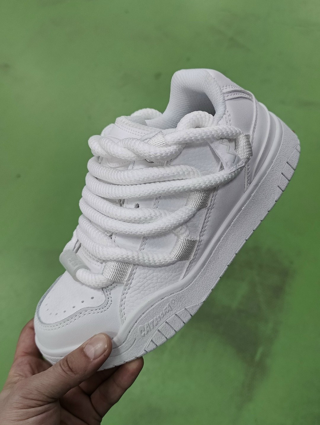 кроссовки женскиe,кроссовки женские мужские,кроссовки удобные,кроссовки мужской,спортивная