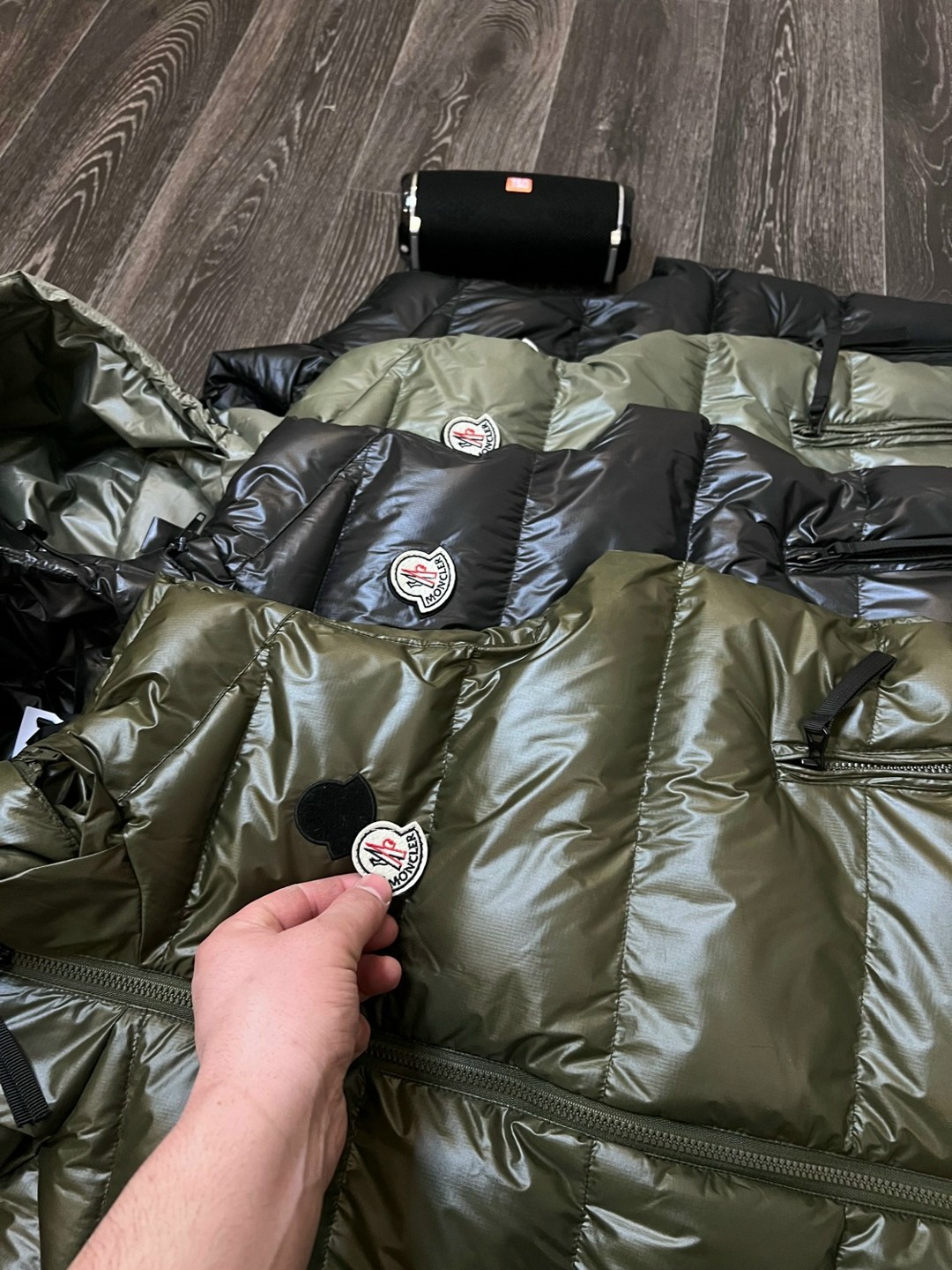 жилетка moncler,жилет moncler,moncler мужской жилет,жилетка безрукавка мужская,жилетка мужская