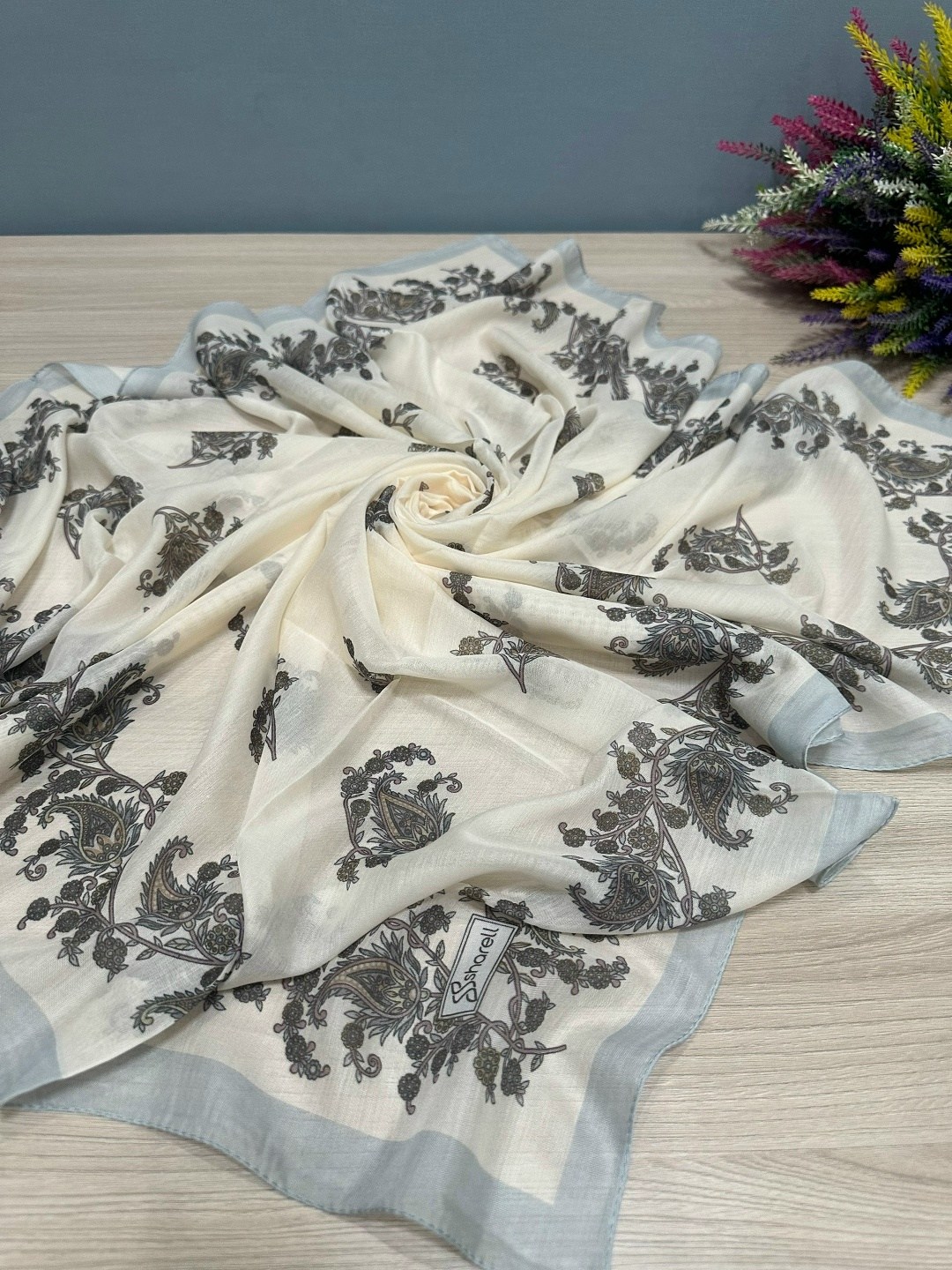 женские платки,платок,платки шелковые,шарфы для женщин,платки большие