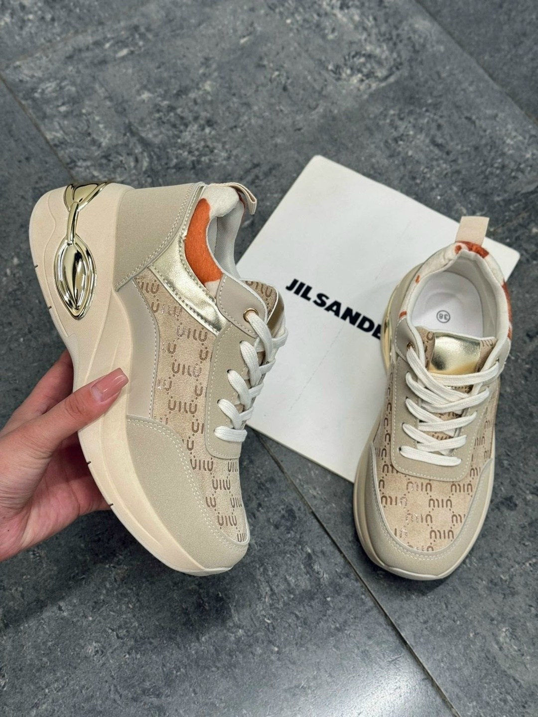 ,кроссовки женскиe,кроссовки модные,кроссовки для женщин,женские кроссовки на платформе