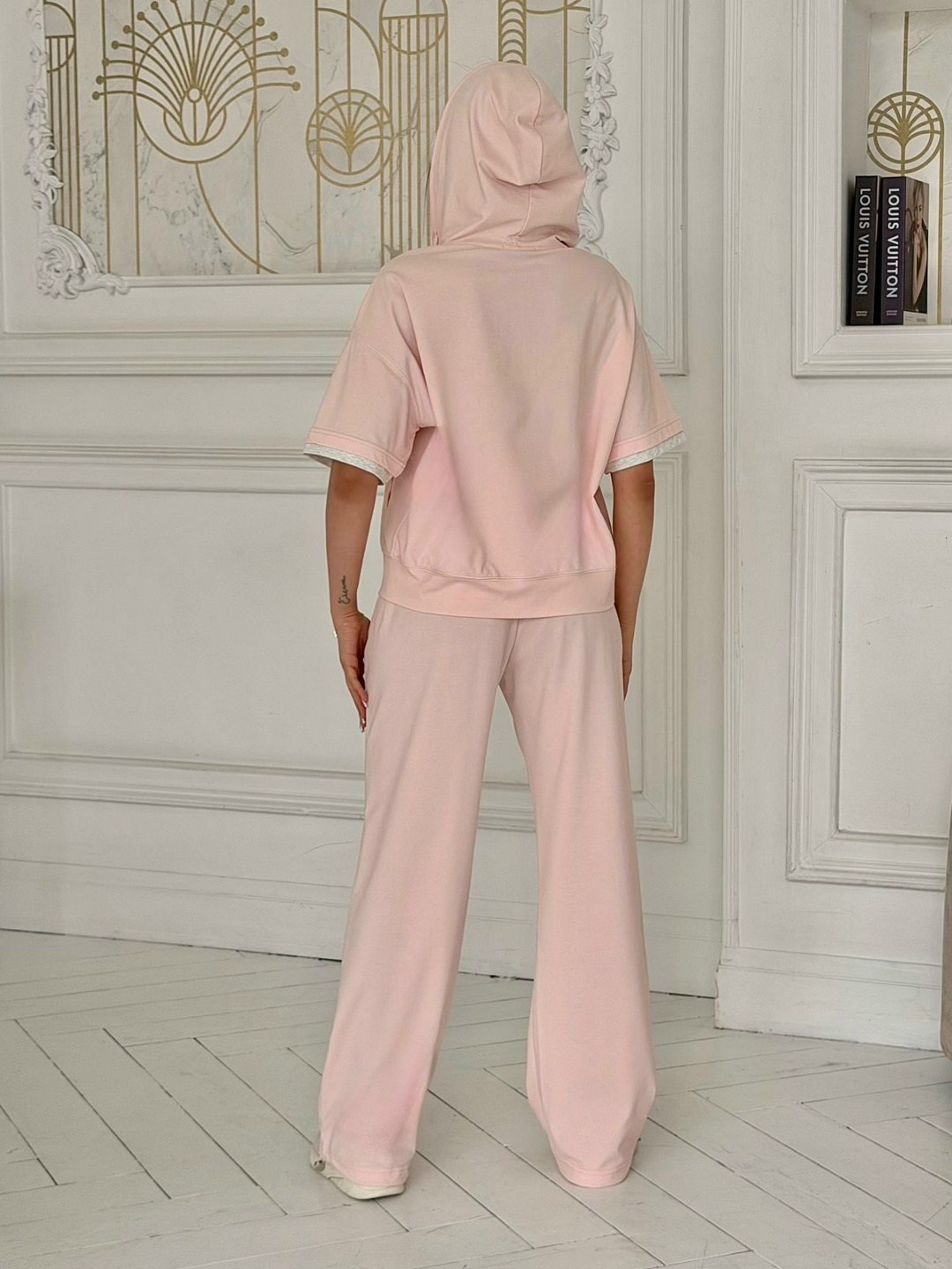 костюм женский,женский спортивный костюм,спортивный костюм,стильные женские костюмы,велюровый костюм