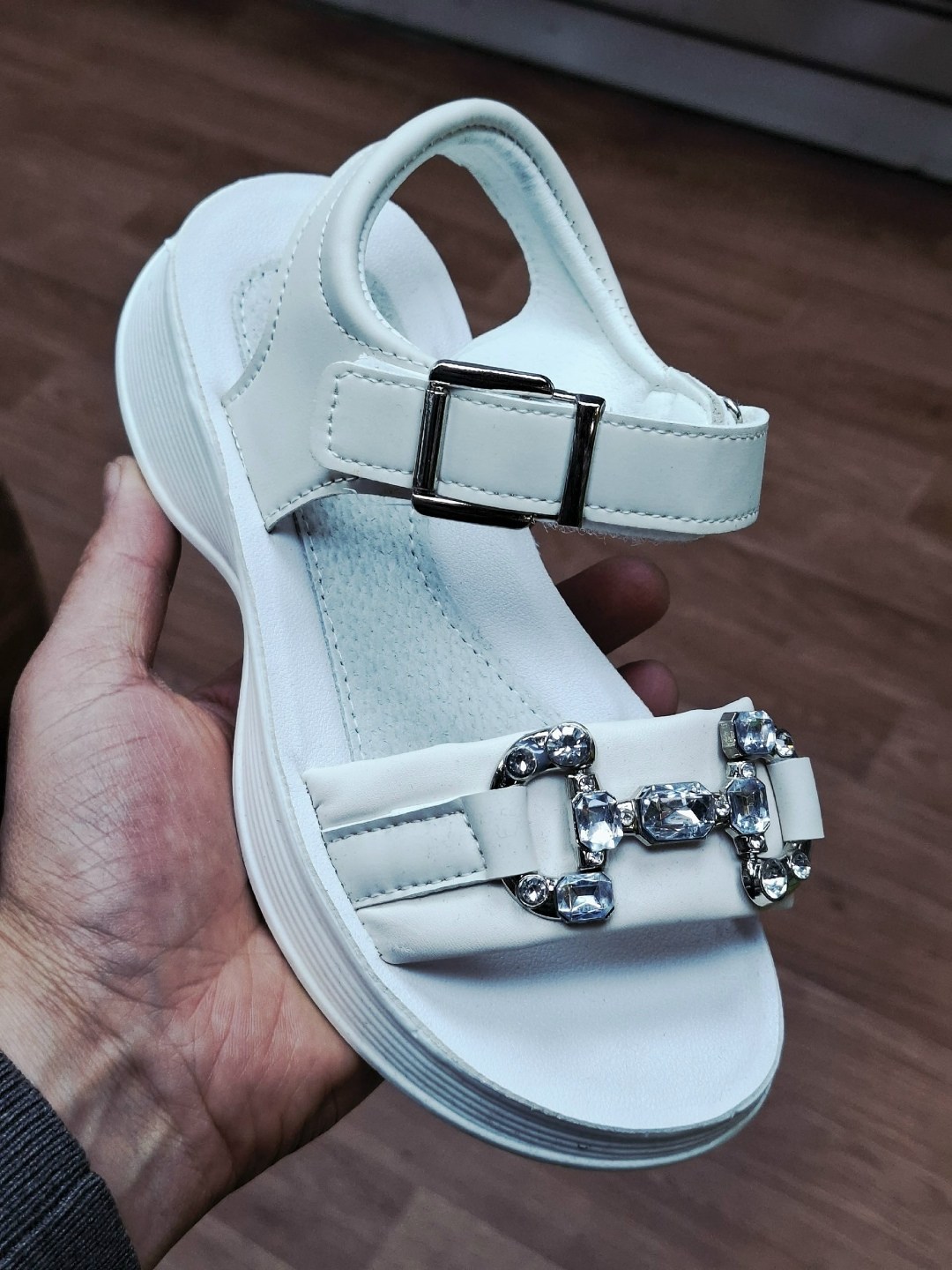 женские босоножки,,босоножки для девочек,нарядные босоножки,босоножки белые