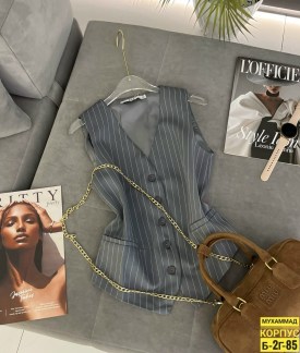 Костюм