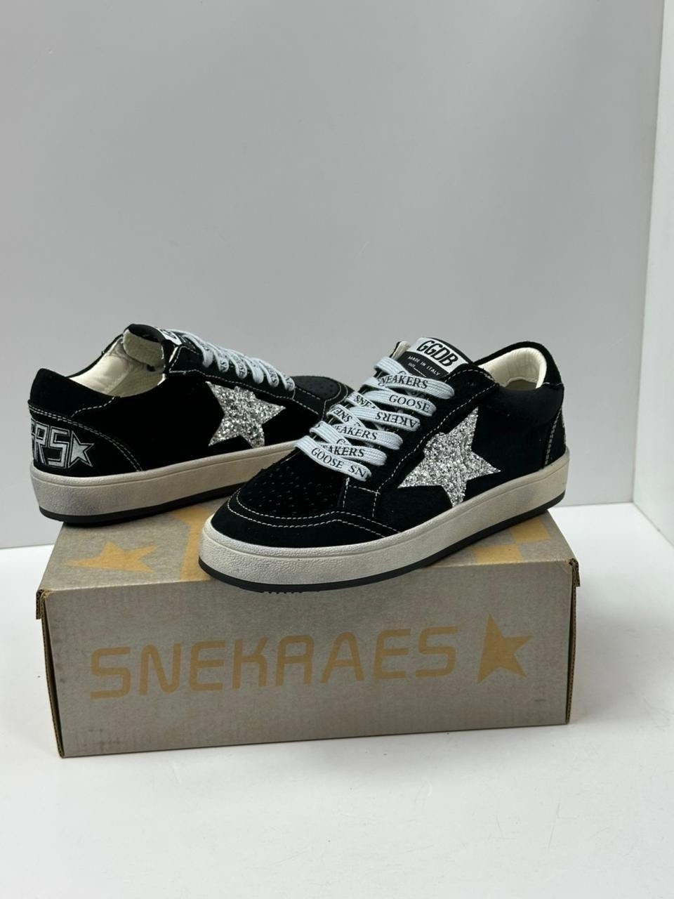 ,кеды golden goose,кроссовки женскиe,лаковые кроссовки golden goose,кеды жен