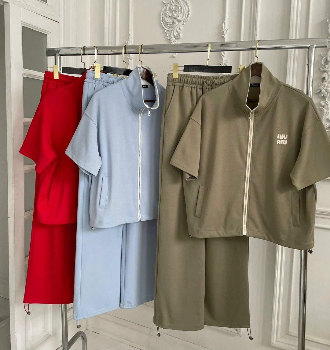 стильные костюмы,костюм спортивный,женский костюм,спортивный костюм женский,голубой костюм