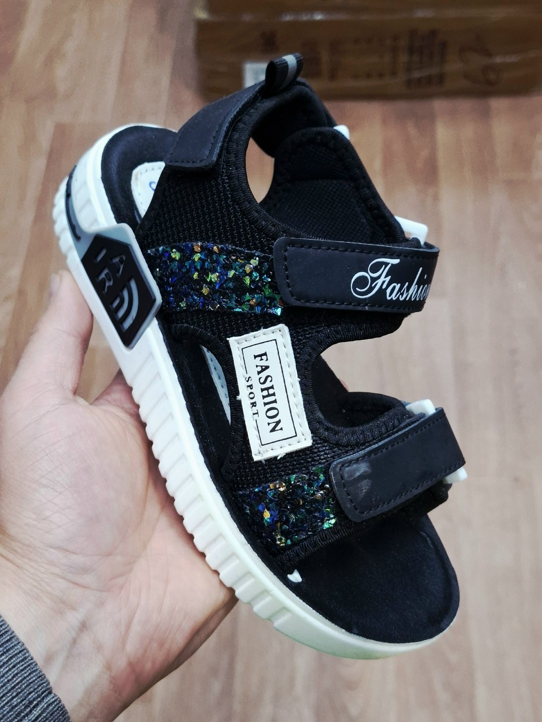 женские босоножки,,босоножки для девочек,нарядные босоножки,босоножки белые