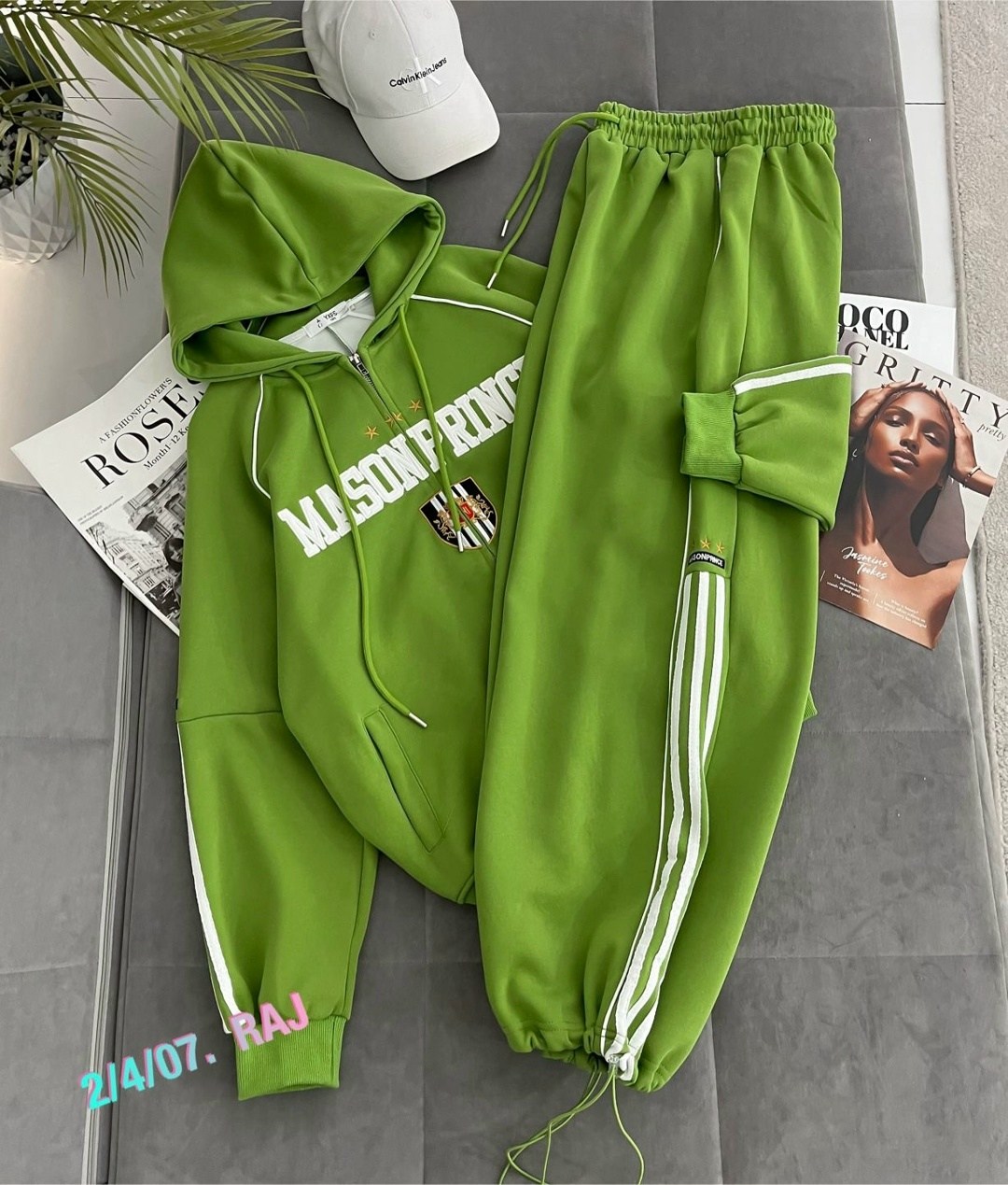 спортивные костюмы женские,трикотажные костюмы,спортивный костюм,спортивный костюм спортивные костюмы,красные спортивные костюмы