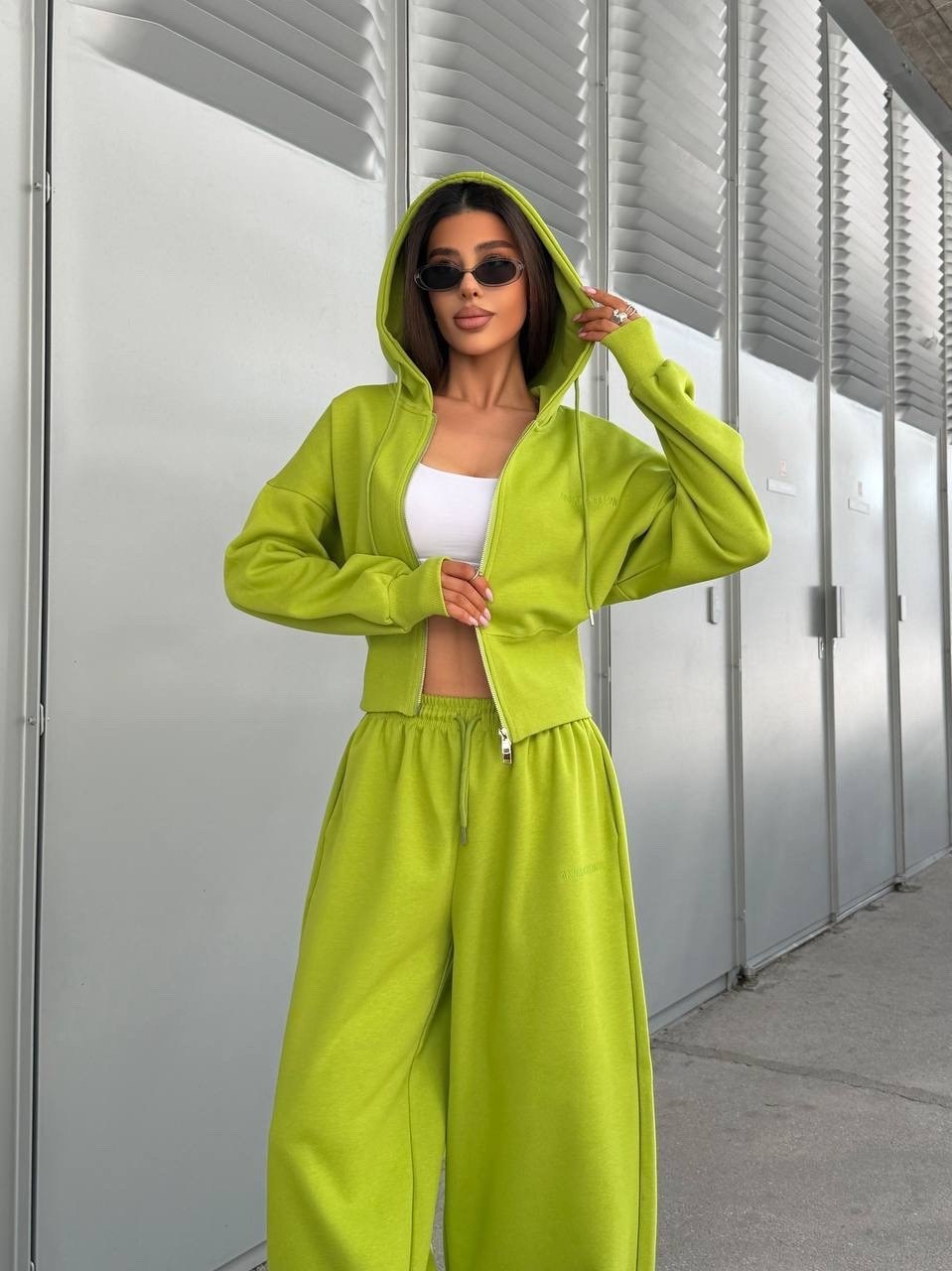 стильные костюмы,костюм спортивный женский,костюм спортивный,костюм на флисе,трикотажные костюмы