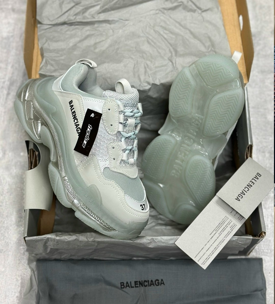 balenciaga triple s clear sole,кроссовки balenciaga triple s,кроссовки balenciaga triple s clear sole,кроссовки balenciaga,кроссовки баленсиага женские