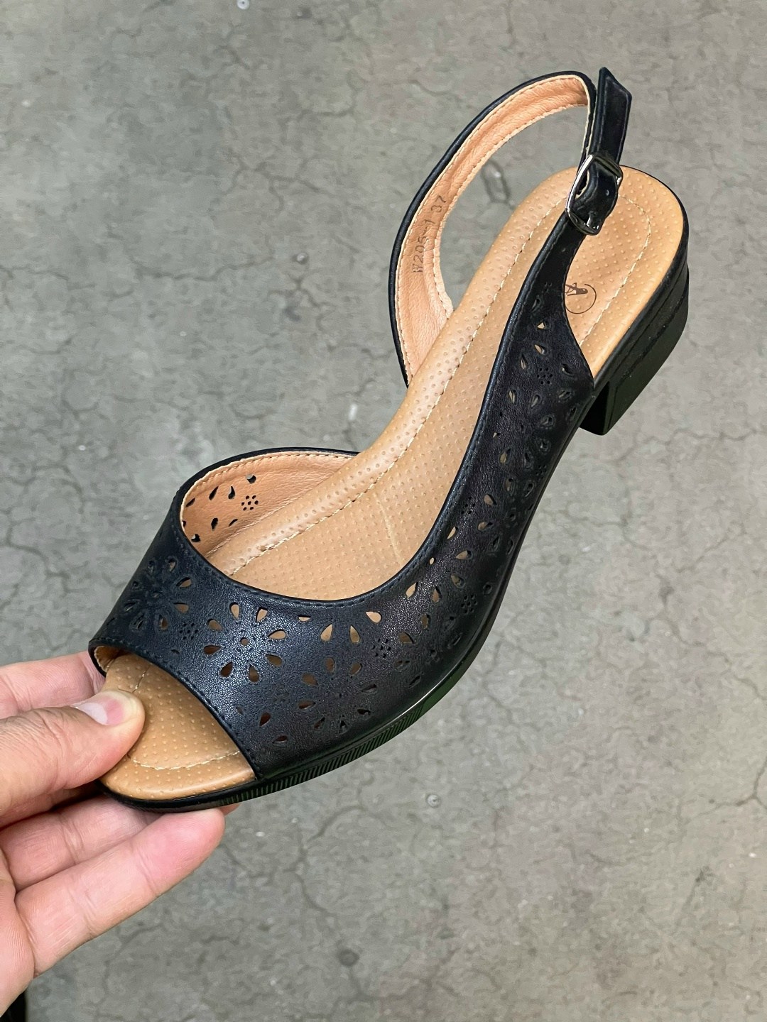 ,женские босоножки,босоножки летние,стильные босоножки,босоножки с перфорацией