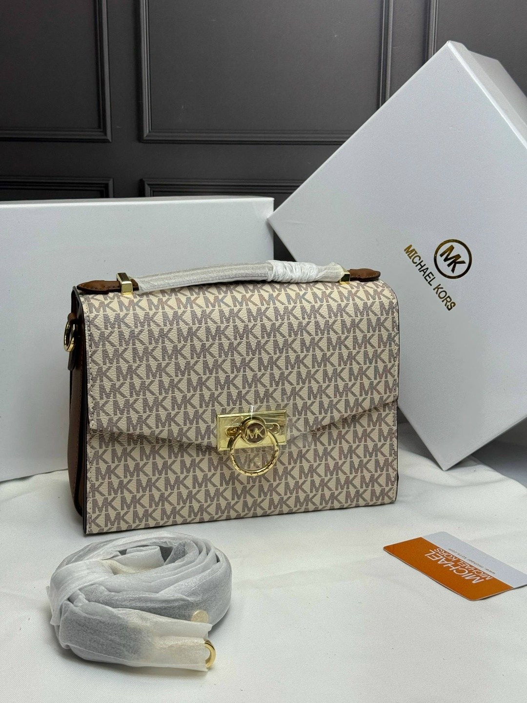 сумка michael kors,сумка женская кросс-боди michael kors,женская cумка michael kors,michael kors сумка на плечо кросс-боди,сумка