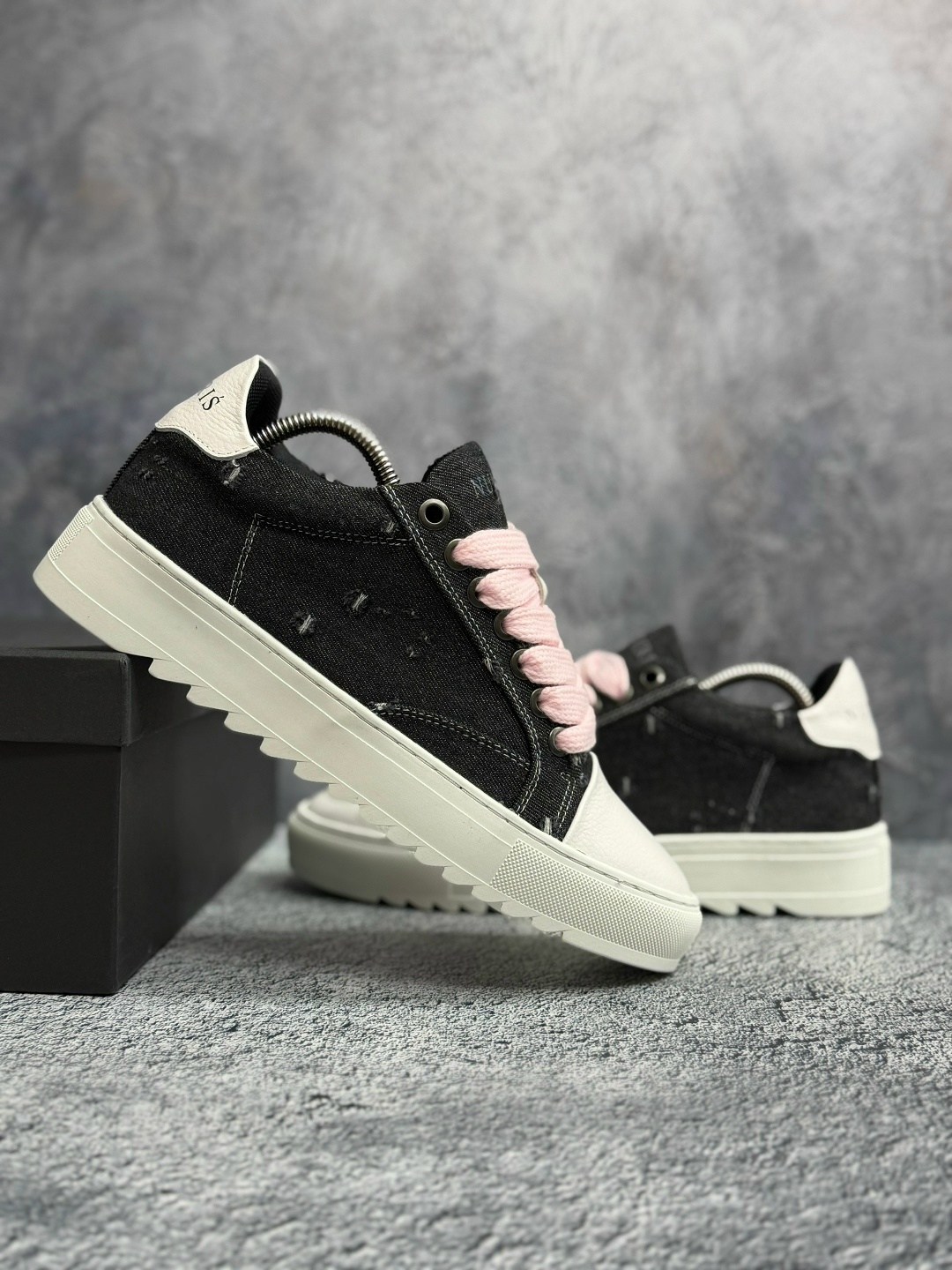 ,кроссовки женскиe,кроссовки кеды,женская ,кроссовки модные