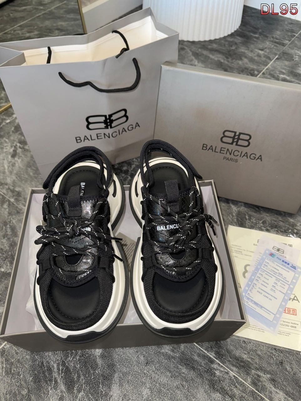 кроссовки женские balenciaga,кроссовки balenciaga,кроссовки balenciaga balenciaga кроссовки,кроссовки спортивные balenciaga,кроссовки balenciaga на шнуровке