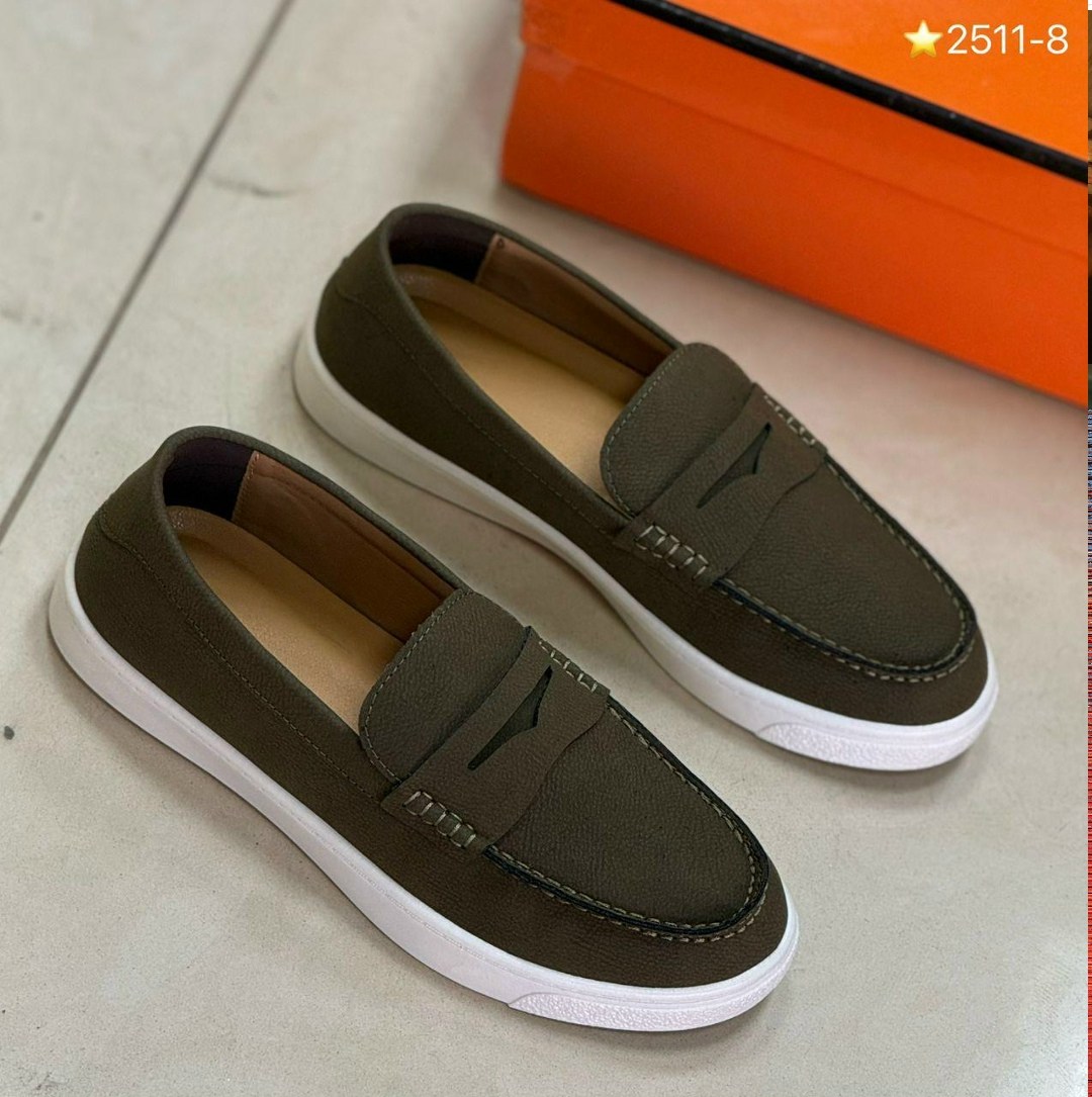 ,мокасины мужские brunello cucinelli,лоферы с белой подошвой мужские brunello cucinelli,loro piana лоферы,слипоны мужские