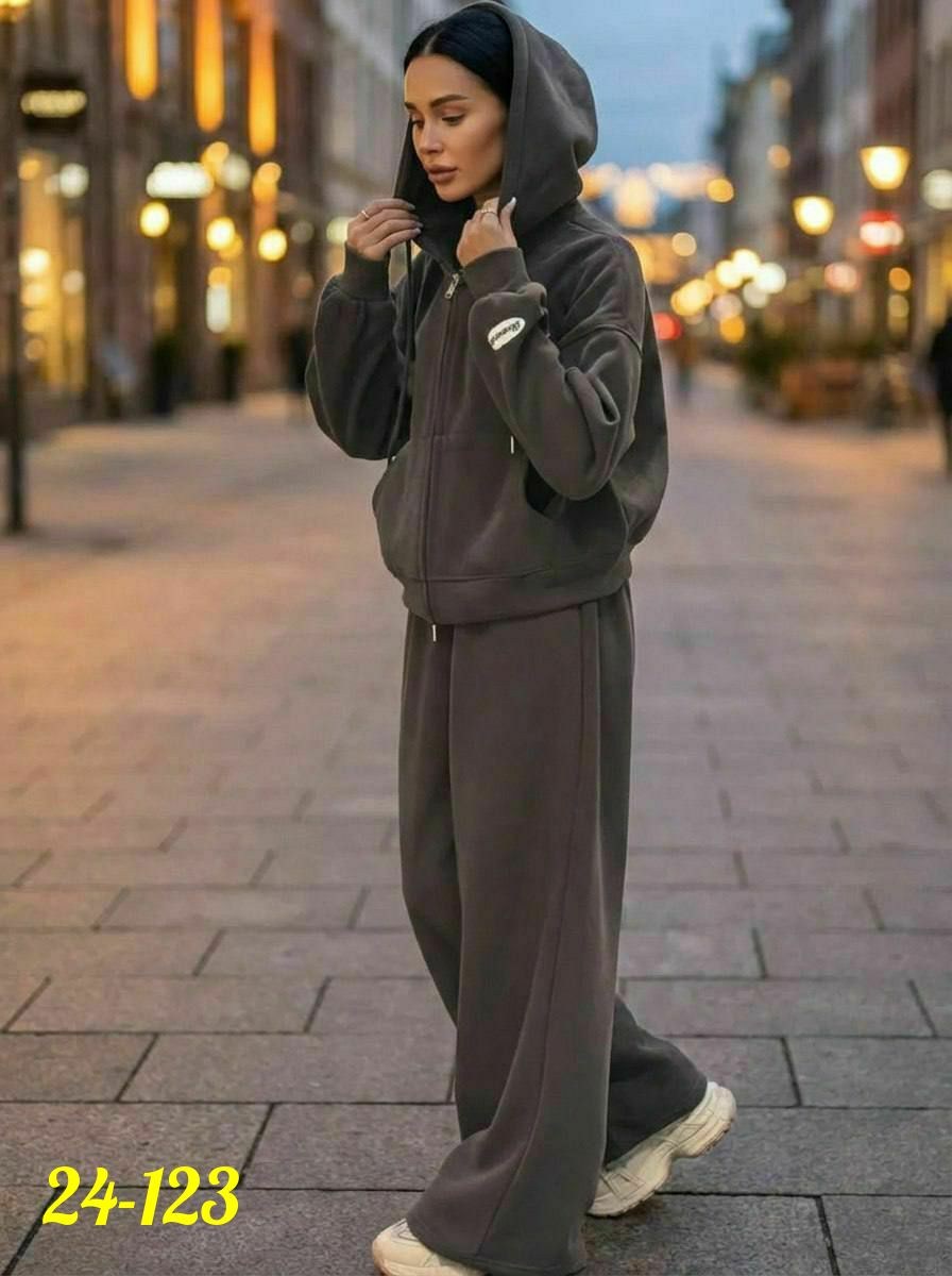 cпортивный костюм женский на флисе,спортивные костюмы женские,костюм спортивные женские костюмы,костюм спортивный,женский костюм на флисе
