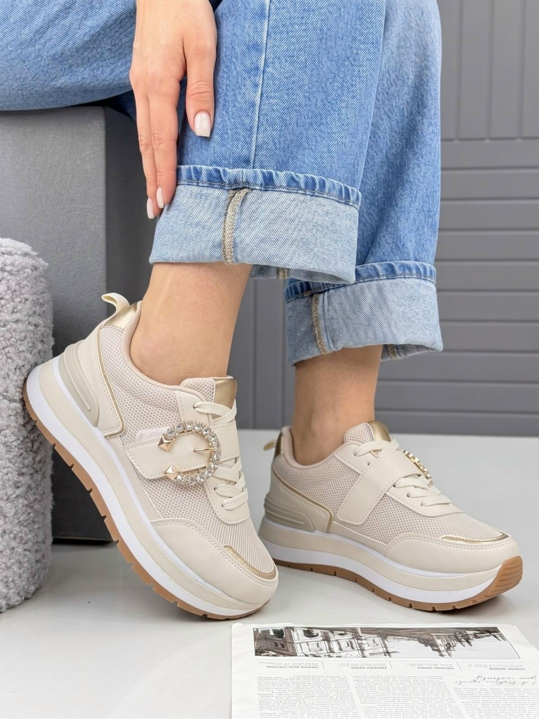 кроссовки женскиe,,кроссовки для женщин,кроссы женские,спортивная