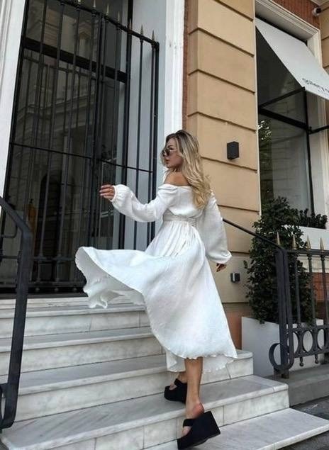 платье изумрудное,платье зеленое,стильное платье,платье модное,платье женское зеленое