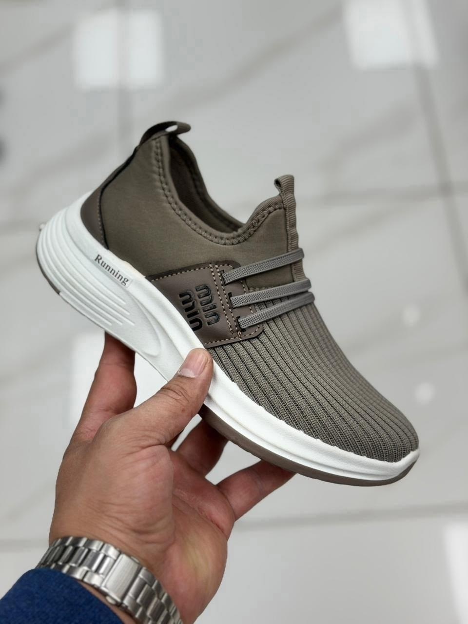 кроссовки женскиe, спортивная,кроссовки,белые кроссовки,кроссовки модные