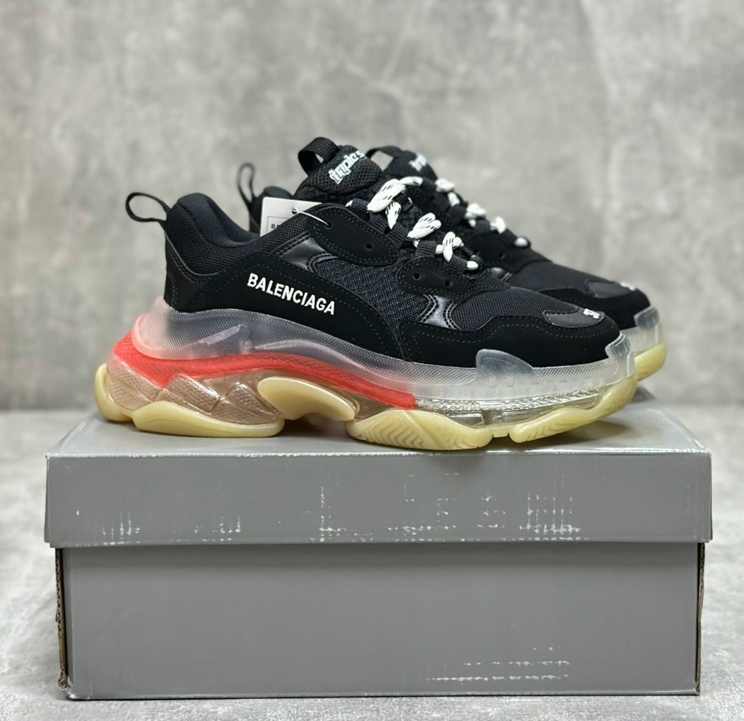 кроссовки баленсиага женские реплика,balenciaga кроссовки женские,кроссовки balenciaga triple s,кроссовки balenciaga,balenciaga triple s clear sole