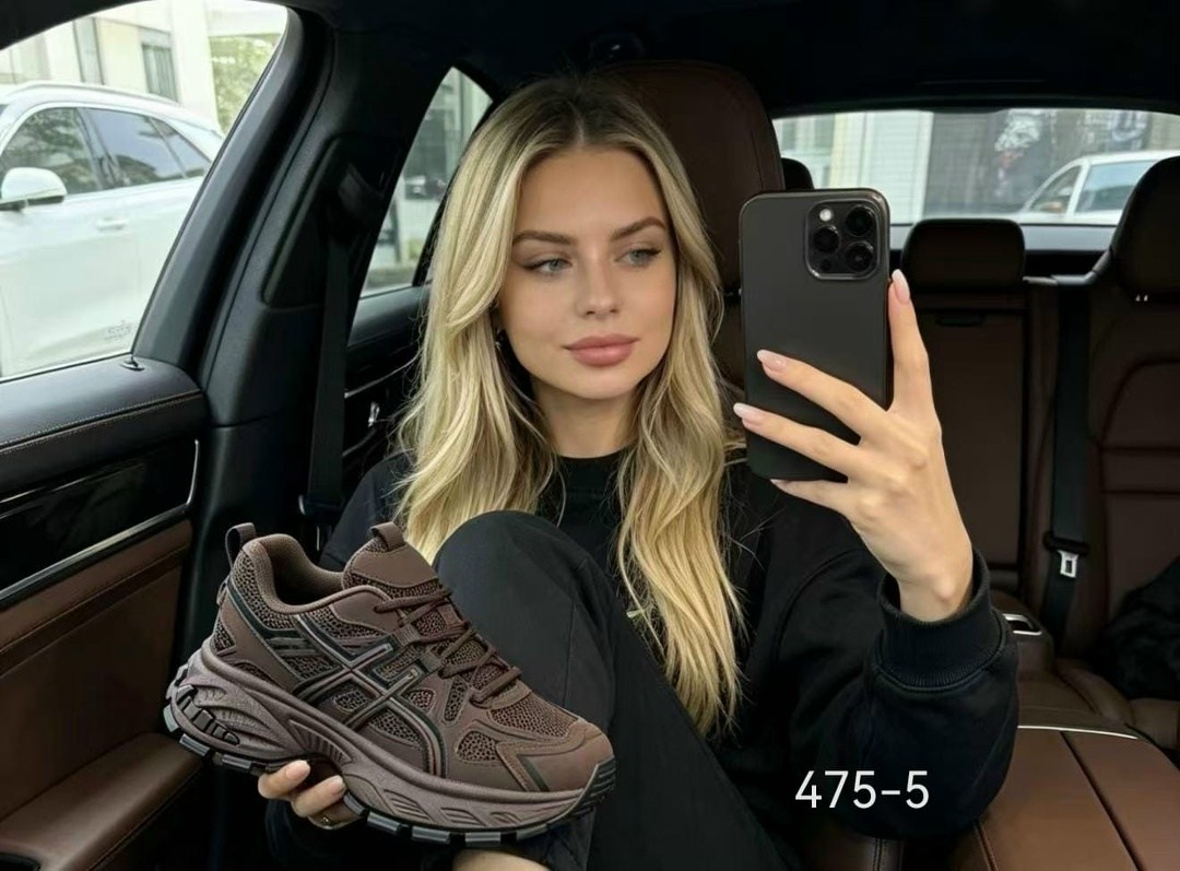 ,кроссовки женскиe,женские массивные кроссовки,женская ,кроссовки высокие