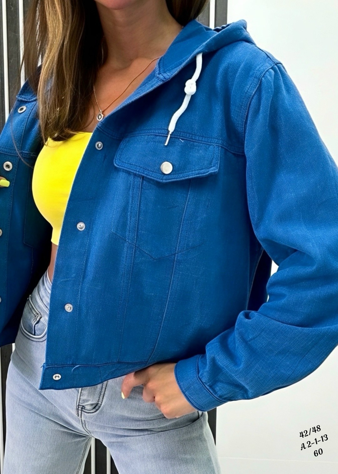 джинсовая куртка женская,куртка джинсовая,женская джинсовая куртка с капюшоном,джинсовая куртка с капюшоном,джинсовая курточка