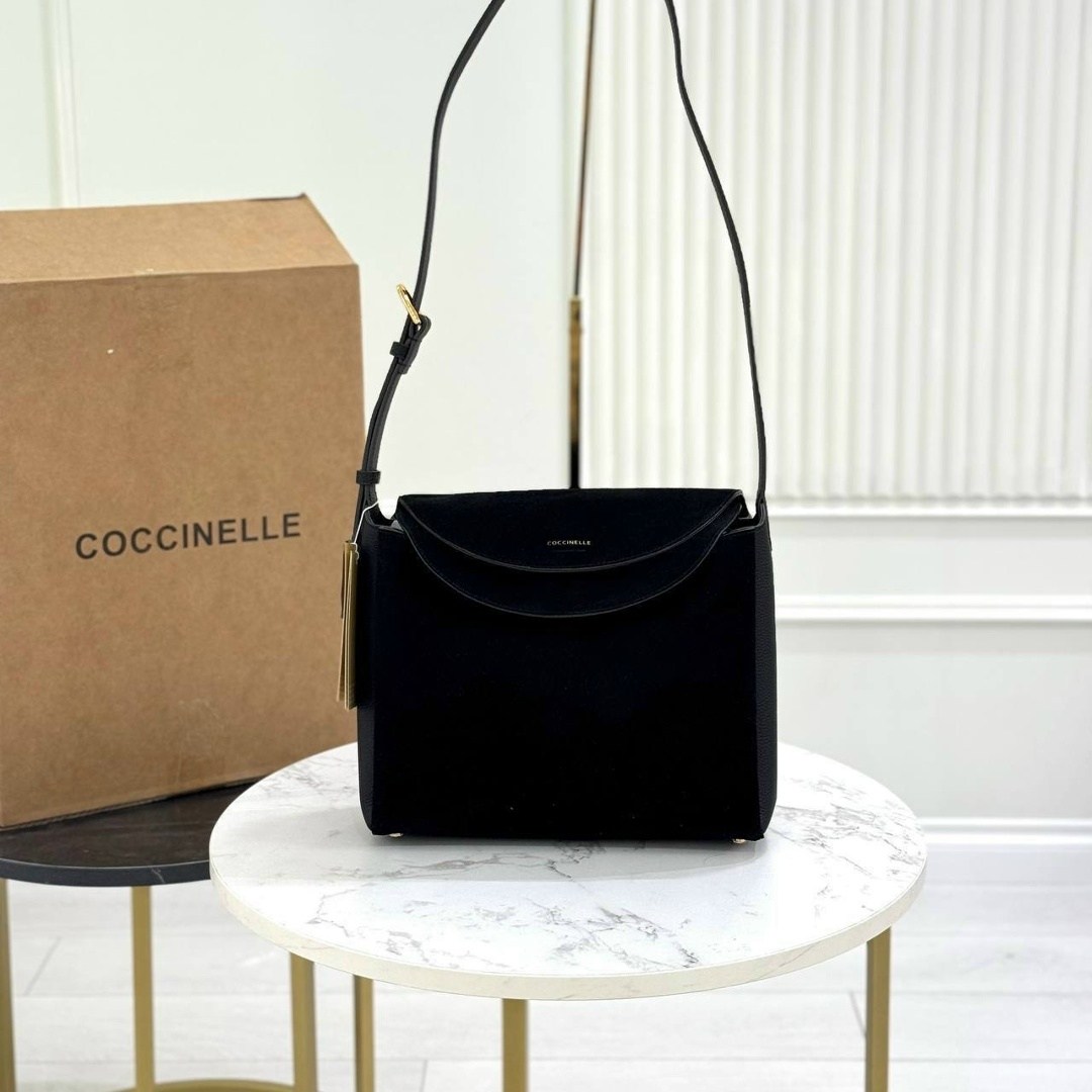 сумка женская coccinelle натуральная замша,сумка coccinelle,сумка coccinelle замша,сумка coccinelle из натуральной замши,сумка женская coccinelle черная