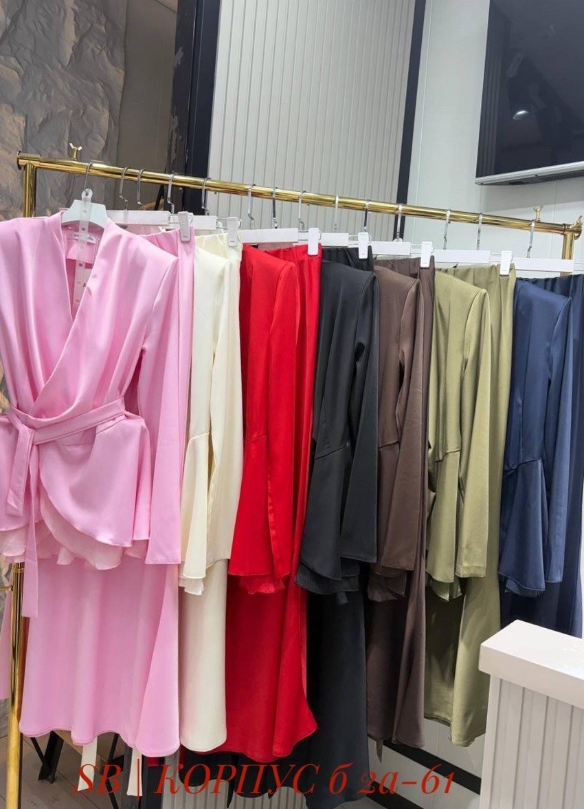 вечерние платья,белые костюмы,наряд на свадьбу,фасон платья