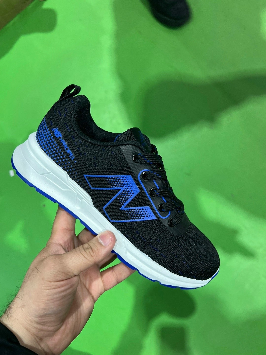 женские кроссовки,кроссовка,кроссовки модные,стильные кроссовки,кроссовки