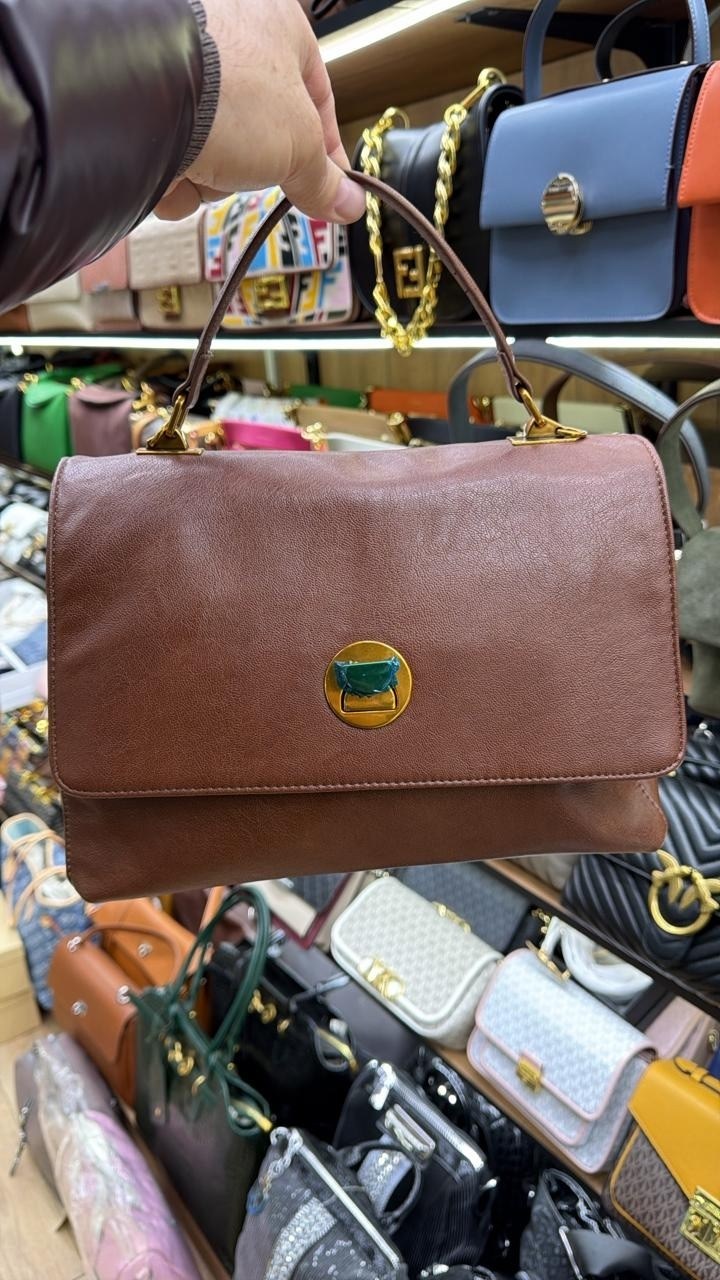 кожаная сумка сэтчел liya coccinelle,сумка coccinelle liya,кожаная сумка сэтчел liya suede coccinelle,coccinelle сумка на плечо liya,сумка coccinelle