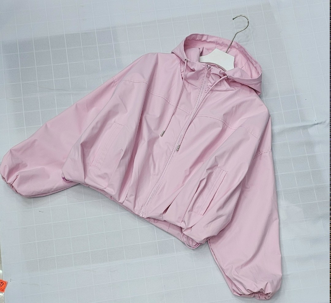 повседневная куртка,легкая куртка,тонкая куртка,куртка модная,куртка женская