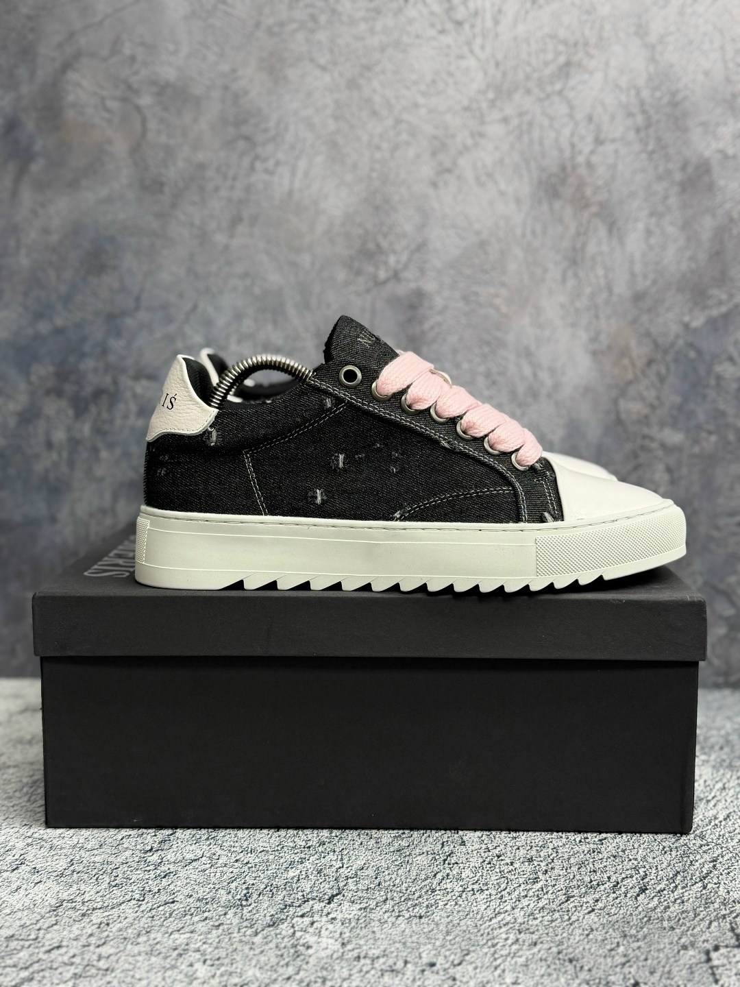 ,кроссовки женскиe,кроссовки кеды,женская ,кроссовки модные