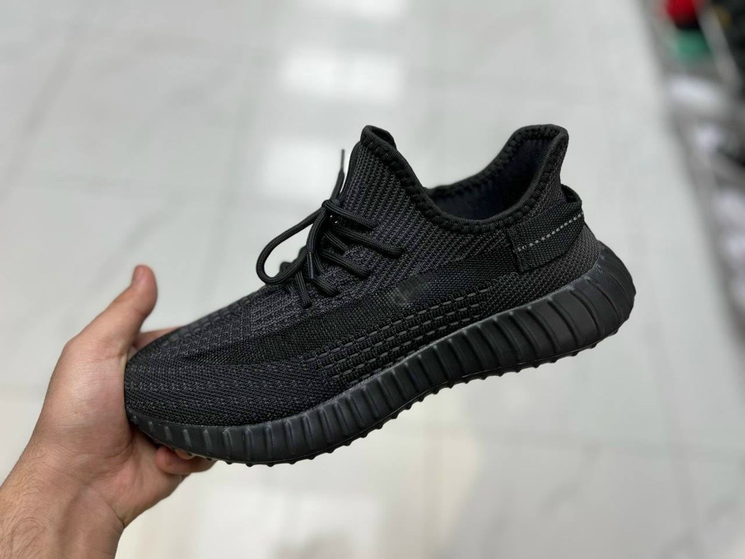 кроссовки мужские yeezy boost 350,кроссовки adidas yeezy boost 350,кроссовки изики,модные кроссовки изи,кроссовки