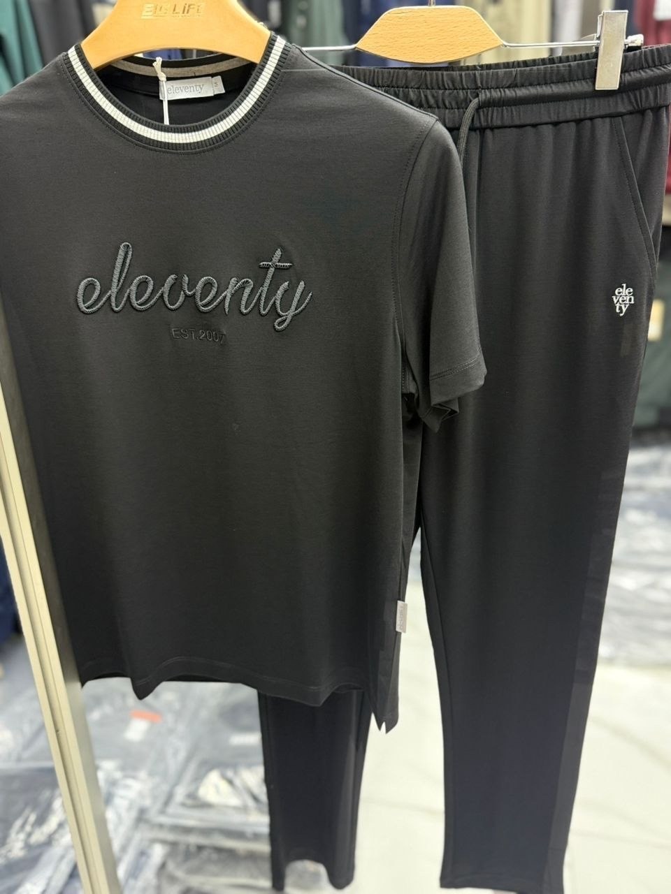 спортивные костюм,мужские спортивные костюмы,повседневный спортивный костюм,мужская мода,мужские костюмы