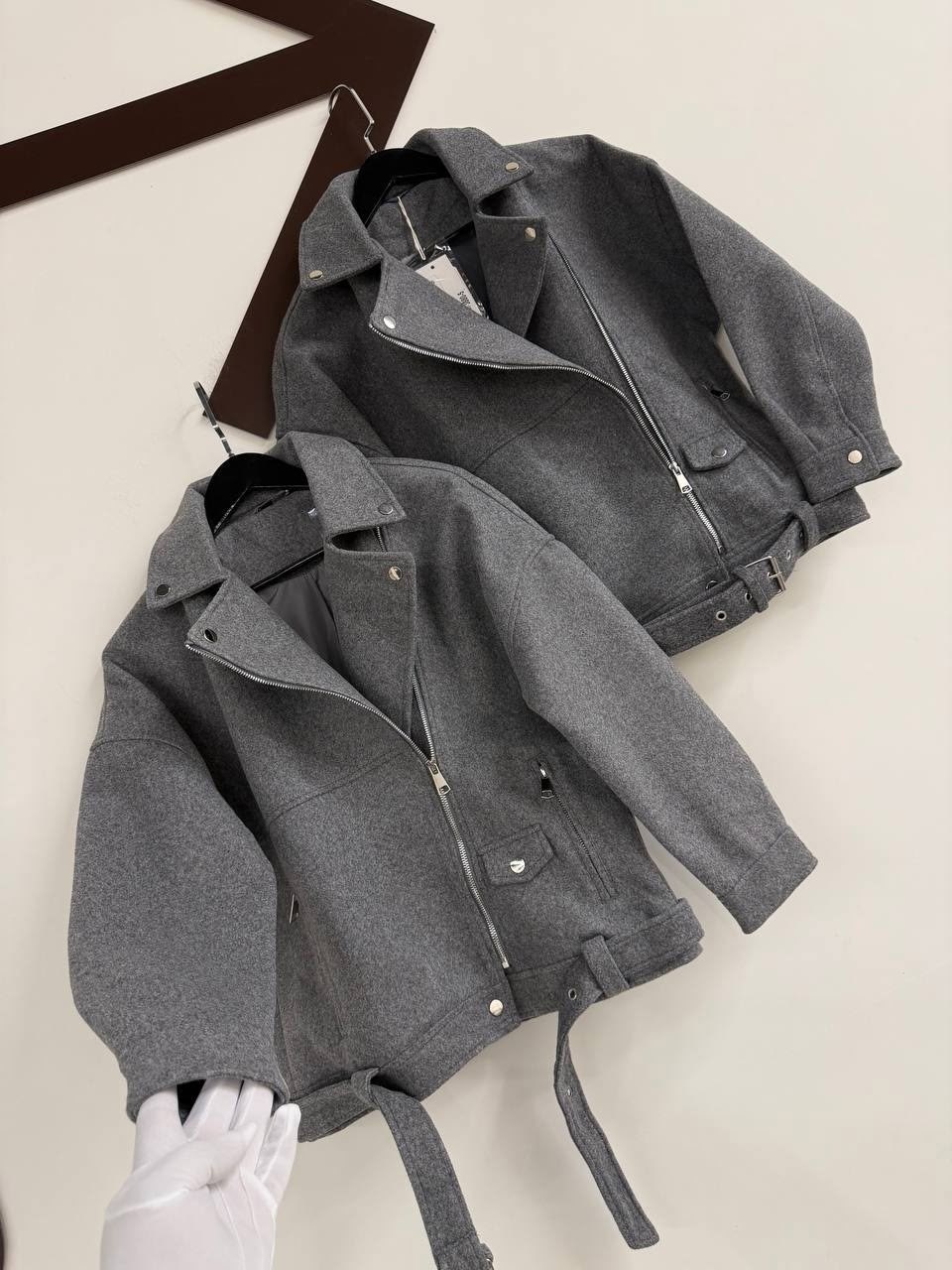 женская куртка косуха из пальтовой ткани,куртка из пальтовой ткани серая,куртка из пальтовой ткани,пальто косуха,куртка женская