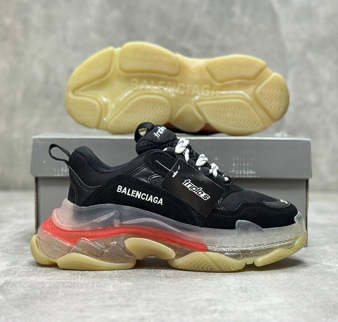 кроссовки баленсиага женские реплика,balenciaga кроссовки женские,кроссовки balenciaga triple s,кроссовки balenciaga,balenciaga triple s clear sole