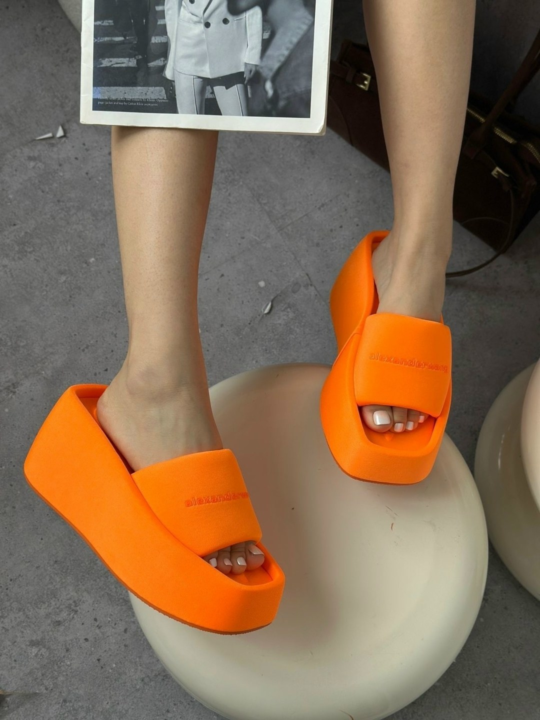 ,женские шлепанцы на платформе,женские шлепанцы,шлепанцы на платформе,шлепки на платформе