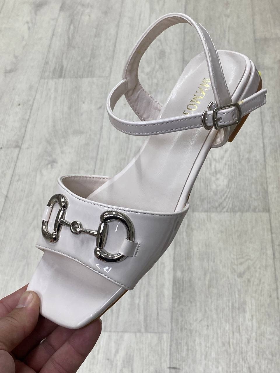 ,женские босоножки,босоножки модные,босоножки gucci,босоножки гуччи на платформе