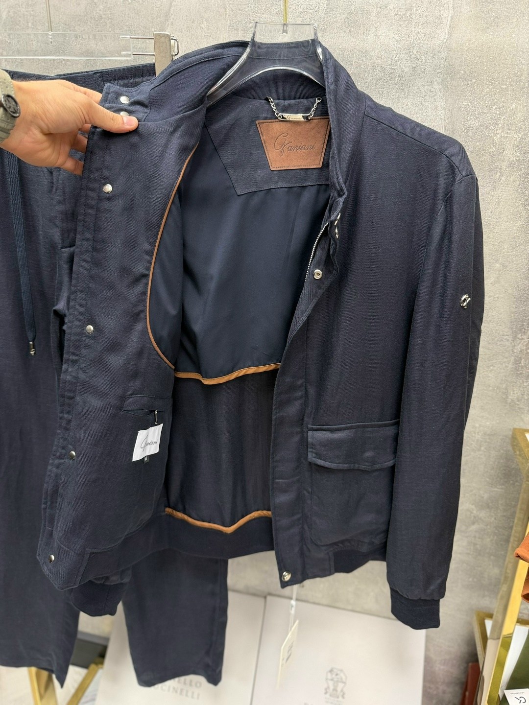 спортивный костюм brunello cucinelli,прогулочный костюм brunello cucinelli,костюм brunello cucinelli,костюм kiton,мужская мода
