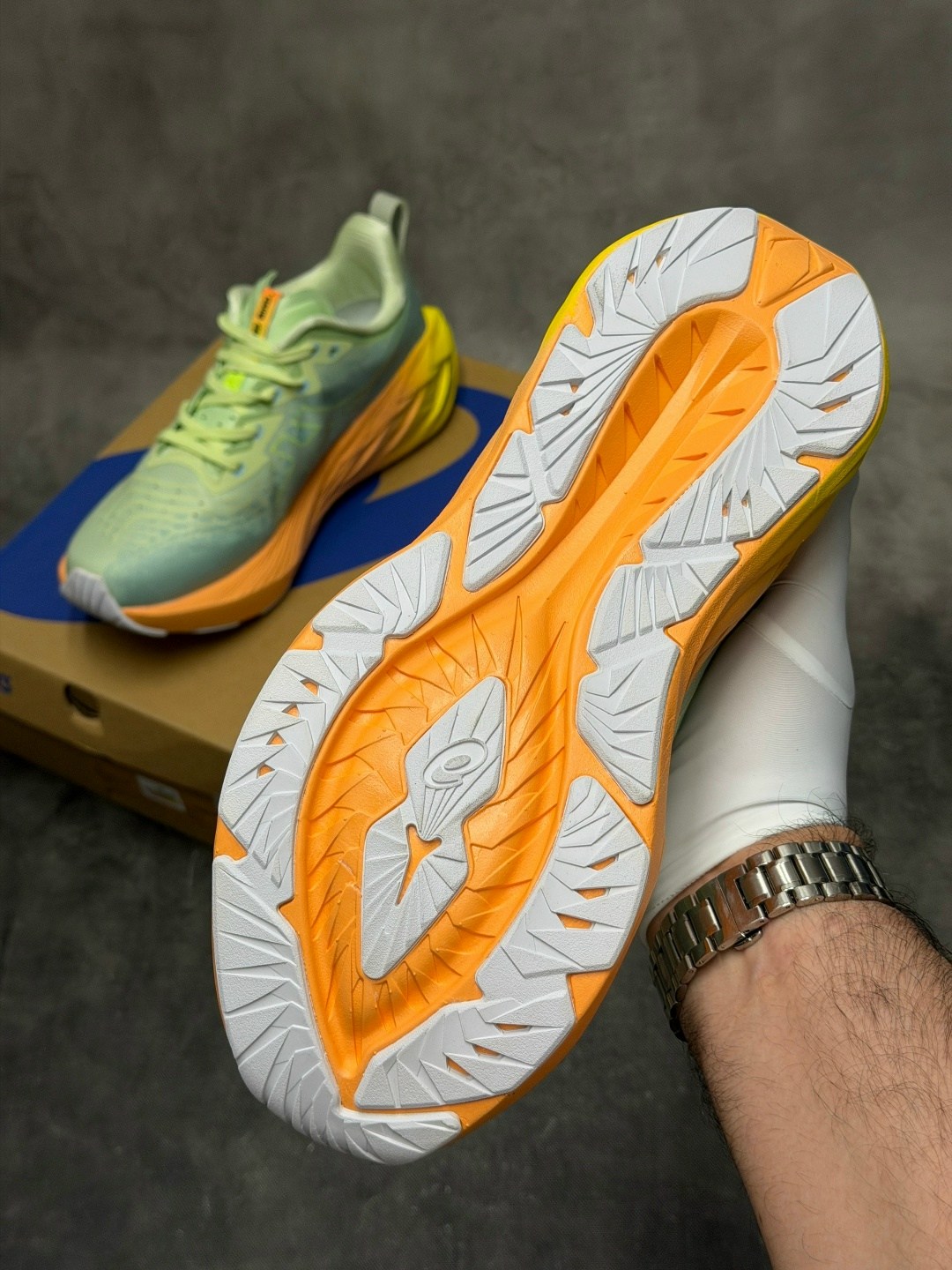 кроссовки,asics novablast 4,кроссовки беговые,кроссовки asics,кроссовка мужской