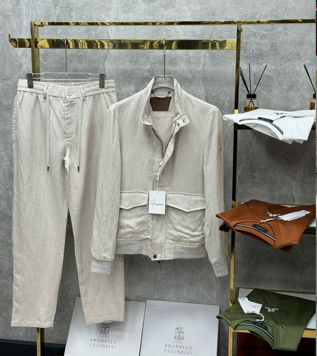 льняной костюм brunello cucinelli,мужской костюм льняной,льняной костюм tom ford,льняной костюм,костюм классический