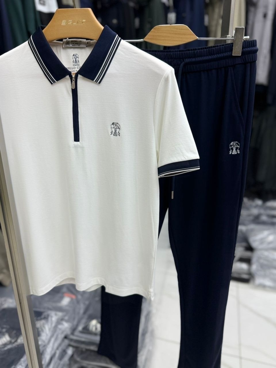 модные костюмы,костюм спортивный мужской,костюм для мужчин,костюм мужской,мужские комплекты