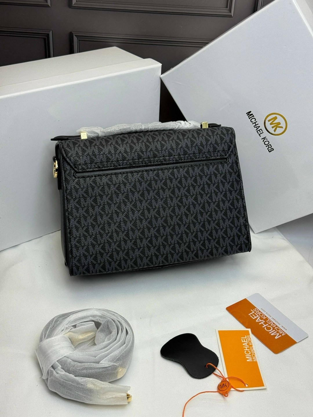 сумка michael kors,сумка женская кросс-боди michael kors,женская cумка michael kors,michael kors сумка на плечо кросс-боди,сумка