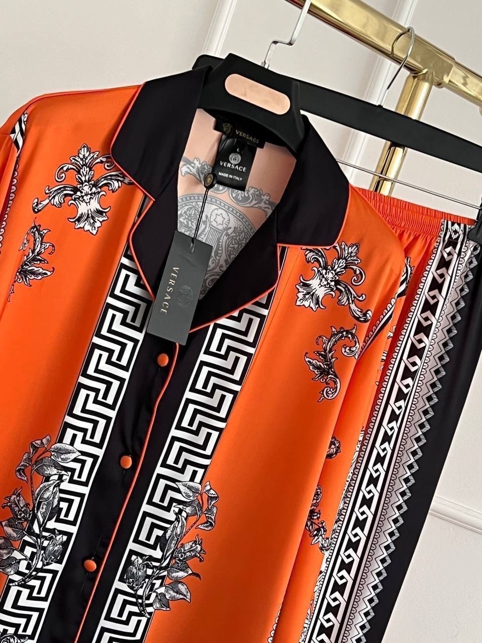 костюм версаче,костюм versace,женские костюмы,комплект костюм,костюм с принтом