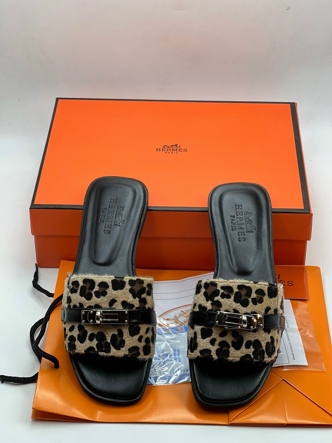 шлепанцы hermes,шлепки hermes женские,шлепки hermes,сандалии hermes,шлепки эрмес
