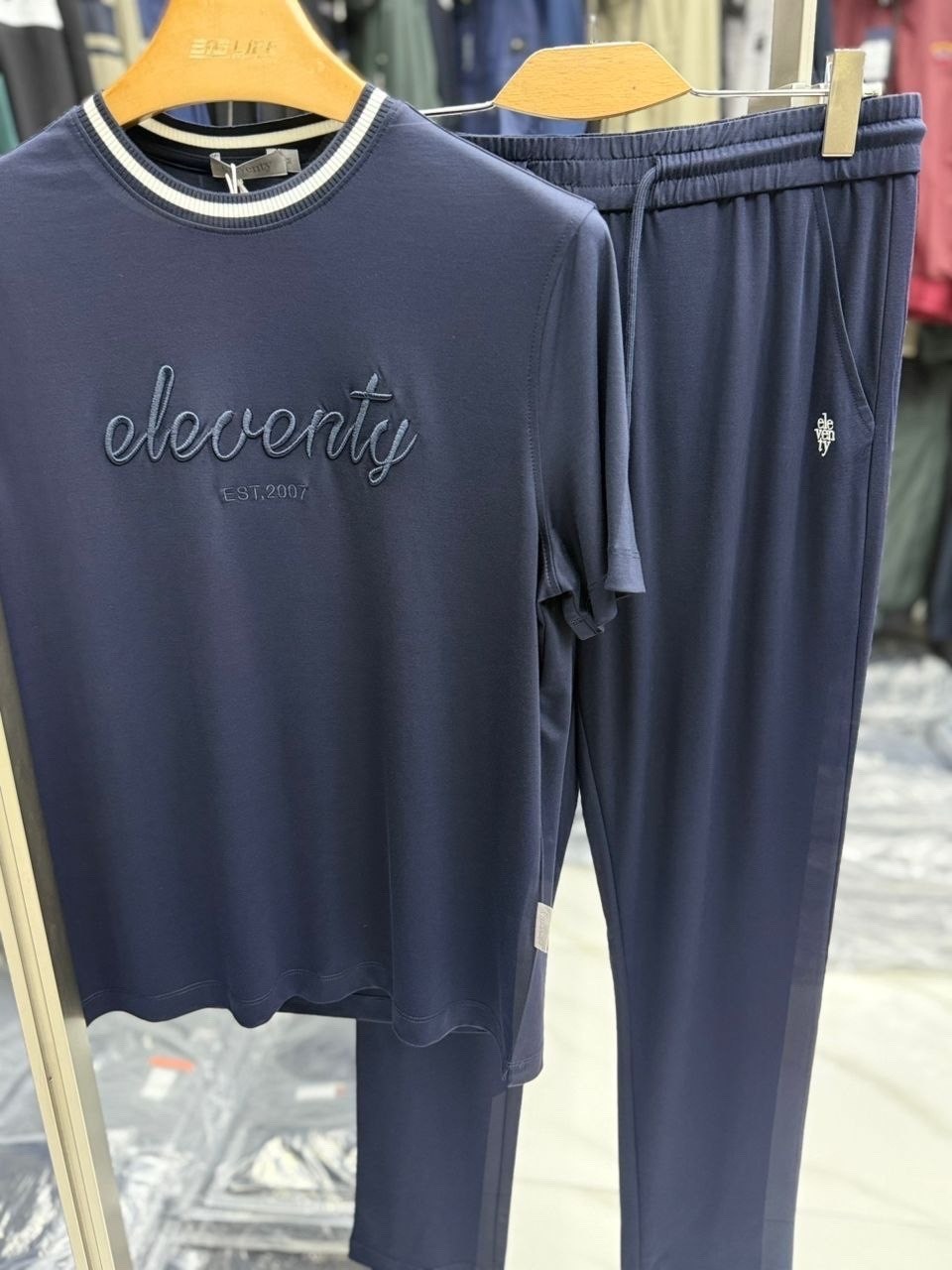 спортивные костюм,мужские спортивные костюмы,повседневный спортивный костюм,мужская мода,мужские костюмы