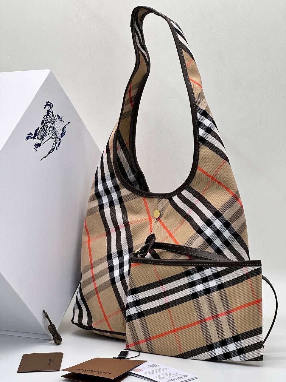 burberry сумка хобо,сумка burberry nova check,сумка burberry,женская сумка burberry,сумка тоут burberry